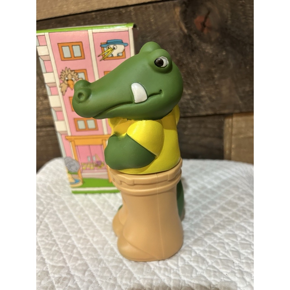 Vintage Avon Accusing Alligator Bubble Bath NOS Full‎